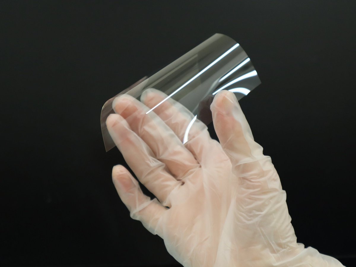 BDX-2, an ultra-thin glass with excellent UV sheilding properties